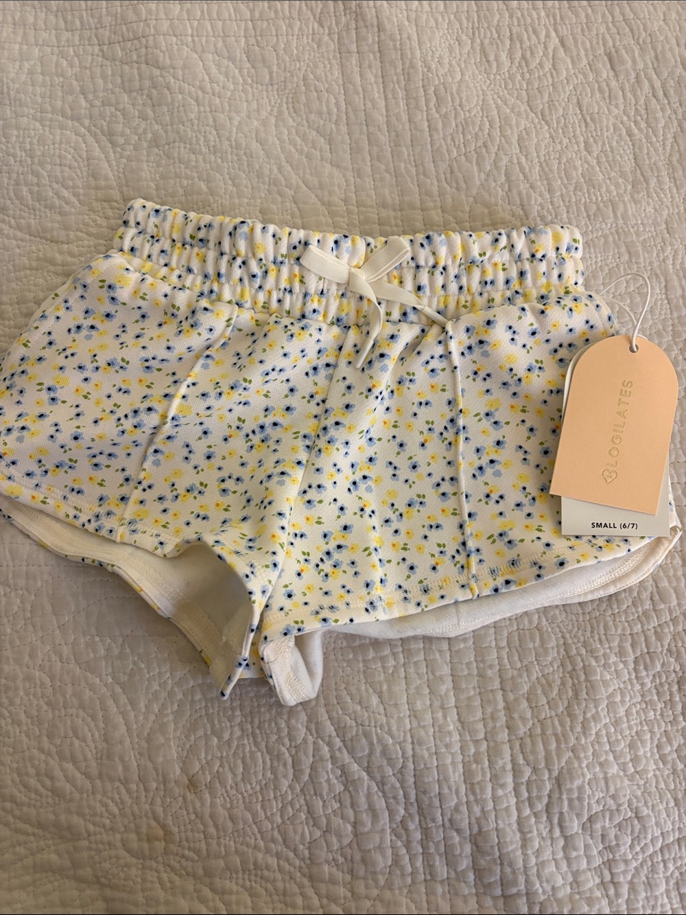 Blogilates Marshmallow Short Small 6/7